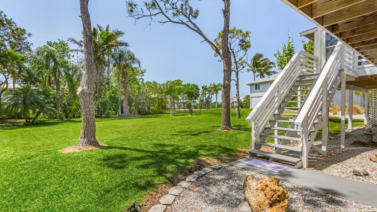 Photo of Outdoor in Pine Island Center