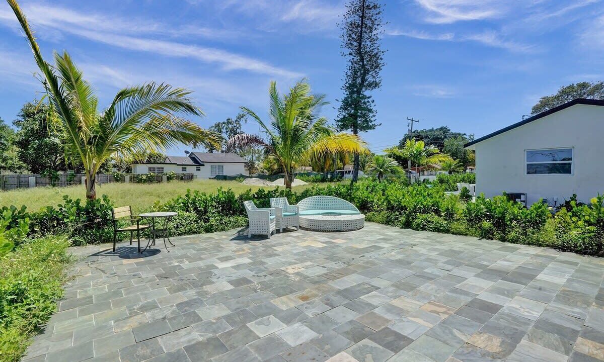 Photo of Outdoor in West Little River