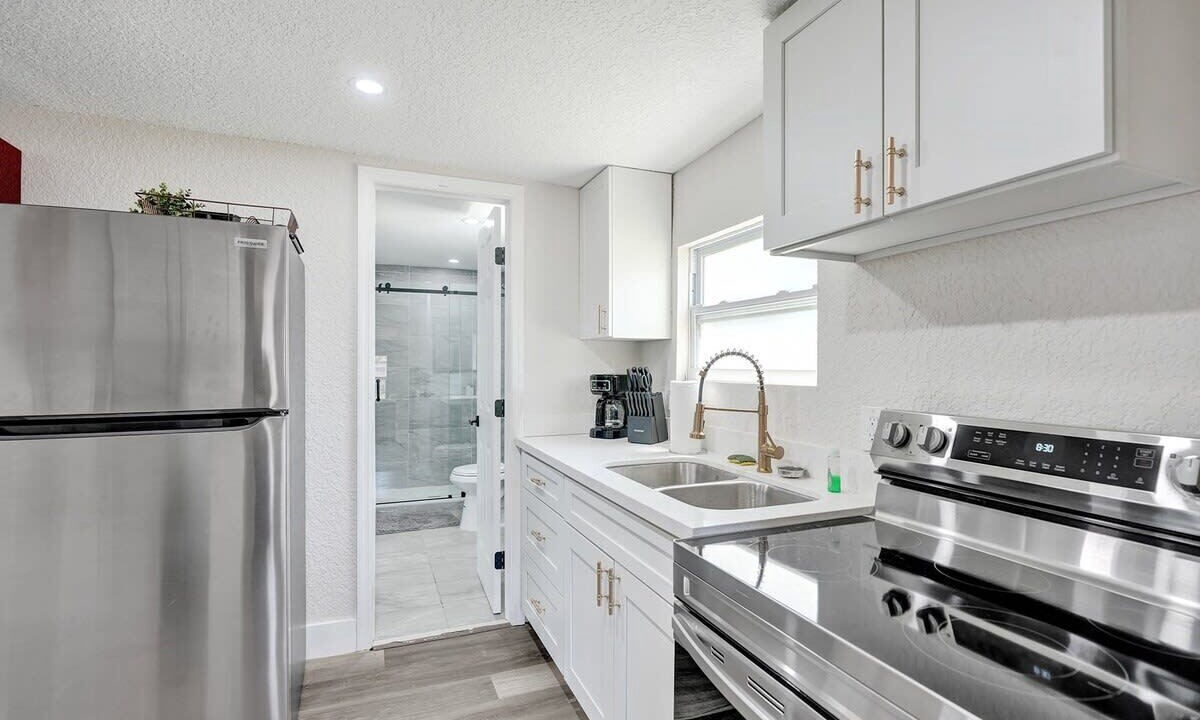 Photo of Kitchen in West Little River