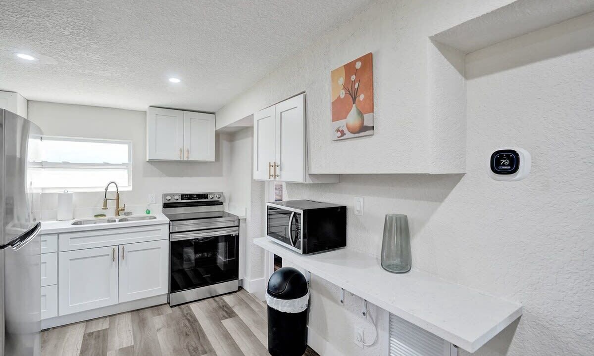 Photo of Kitchen in West Little River