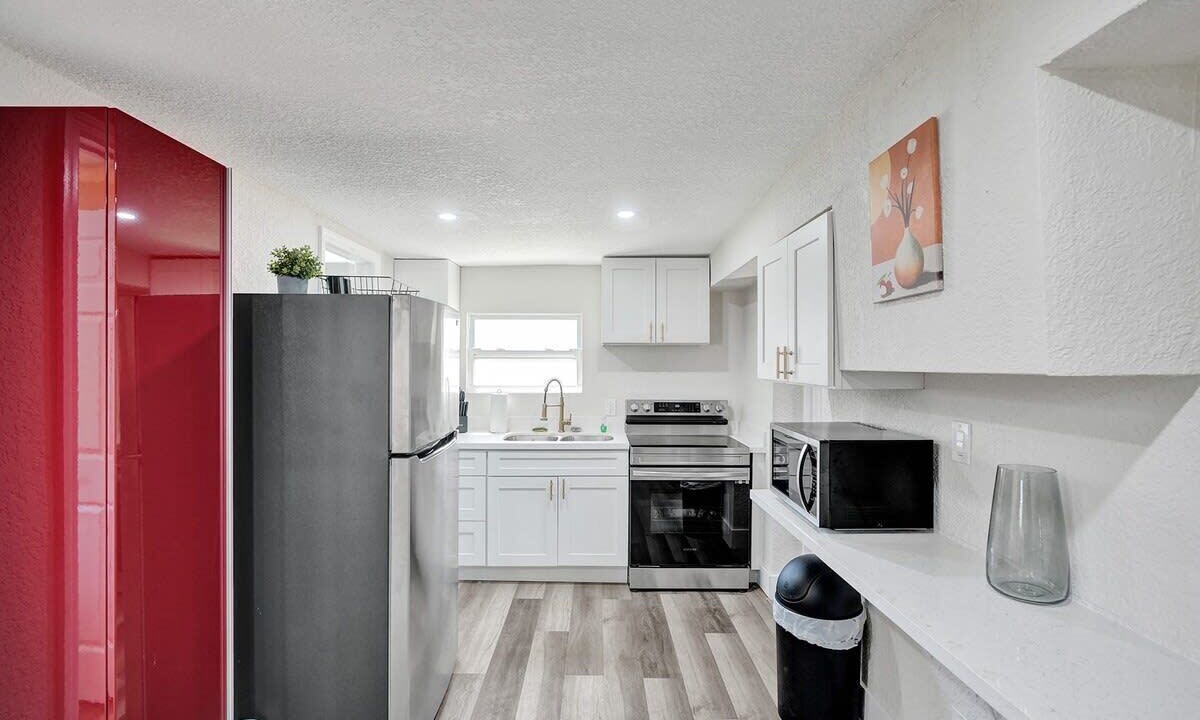Photo of Kitchen in West Little River