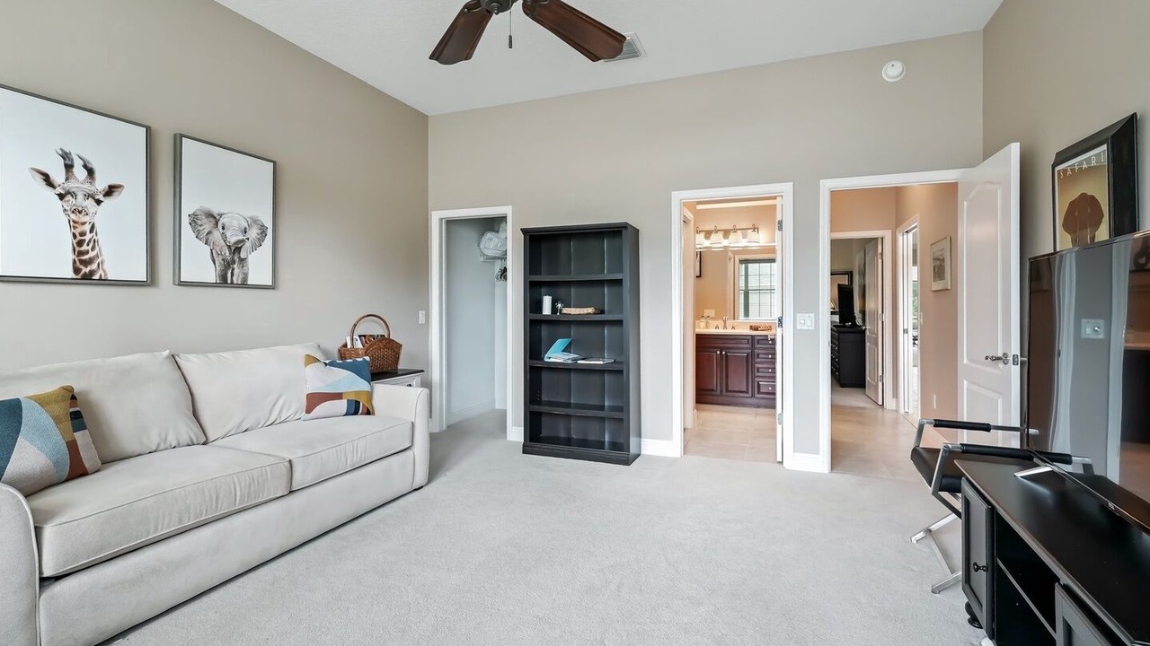 Photo of Livingroom in Lake Sumter Landing