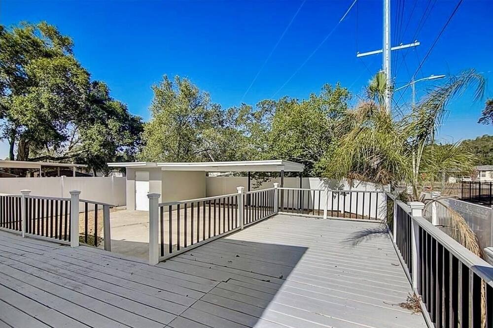 Photo of Outdoor in Riverside Heights