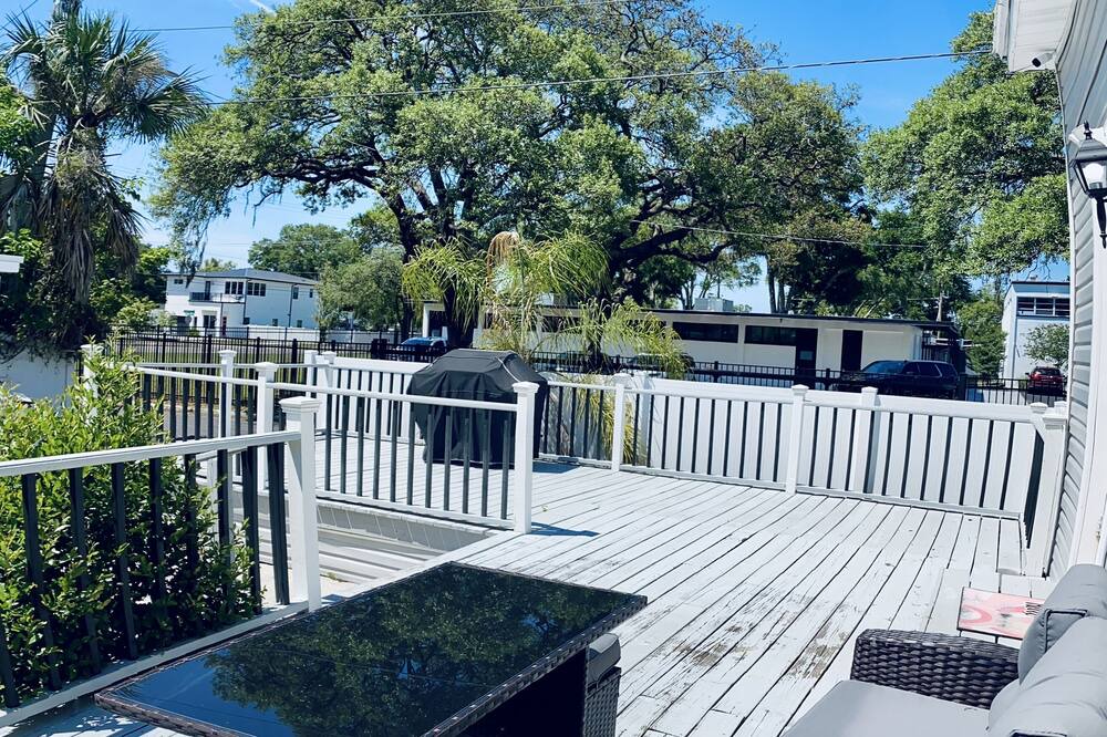 Photo of Outdoor in Riverside Heights