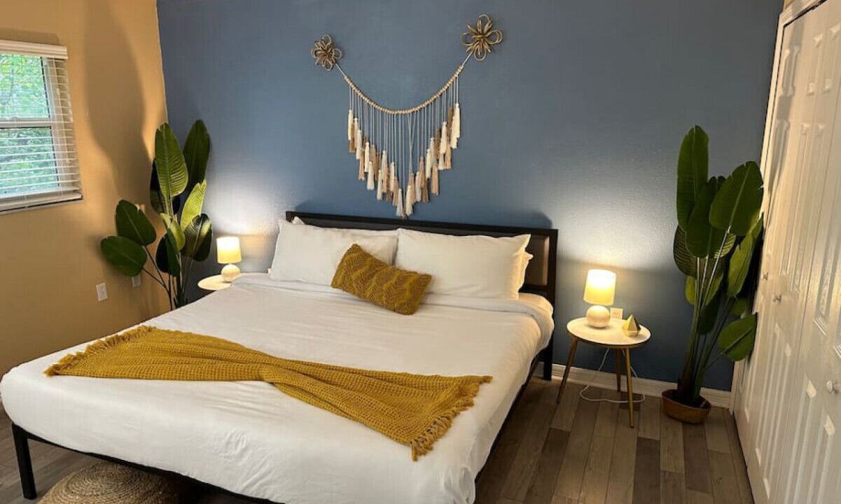 Photo of Bedroom in Arlington Park