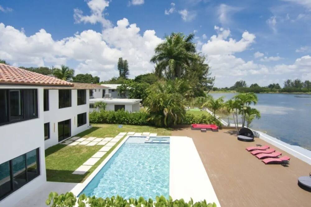 Photo of Outdoor in Seybold