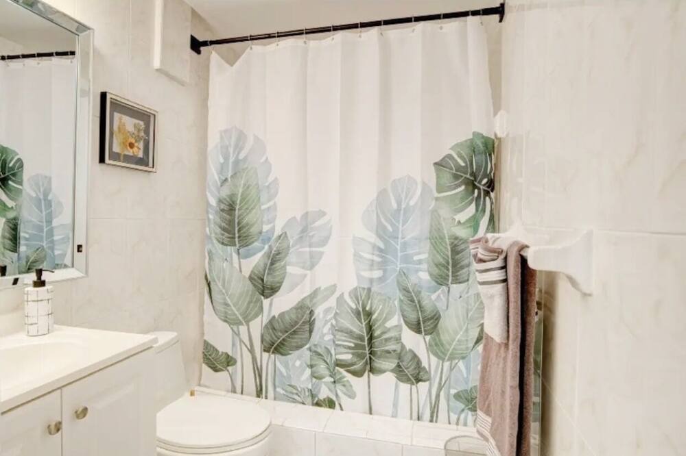 Photo of Bathroom in Seybold
