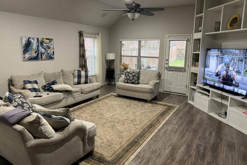 Photo of Livingroom in Quincy