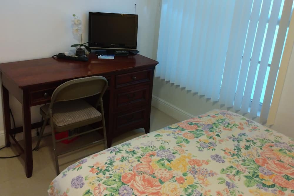 Photo of Bedroom in Weston