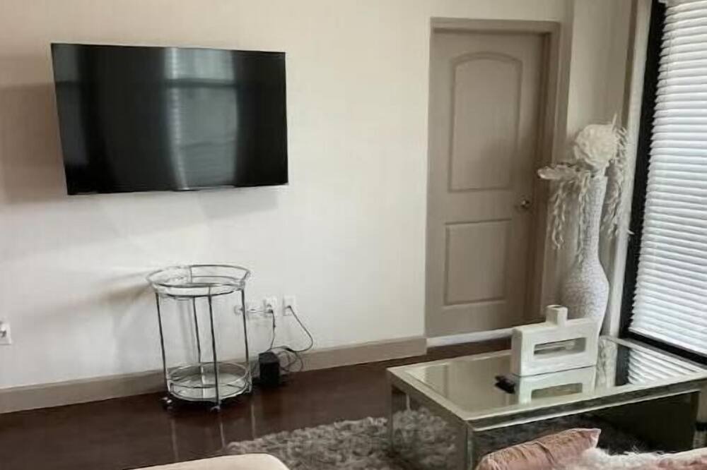 Photo of Livingroom in Miramar
