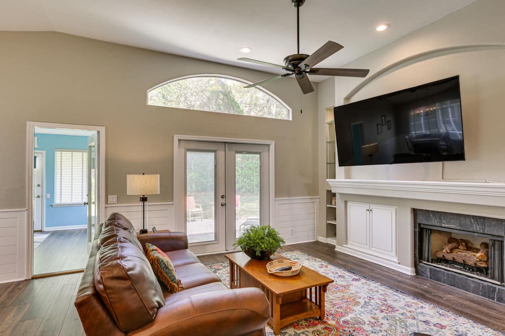 Photo of Livingroom in Killearn Estates
