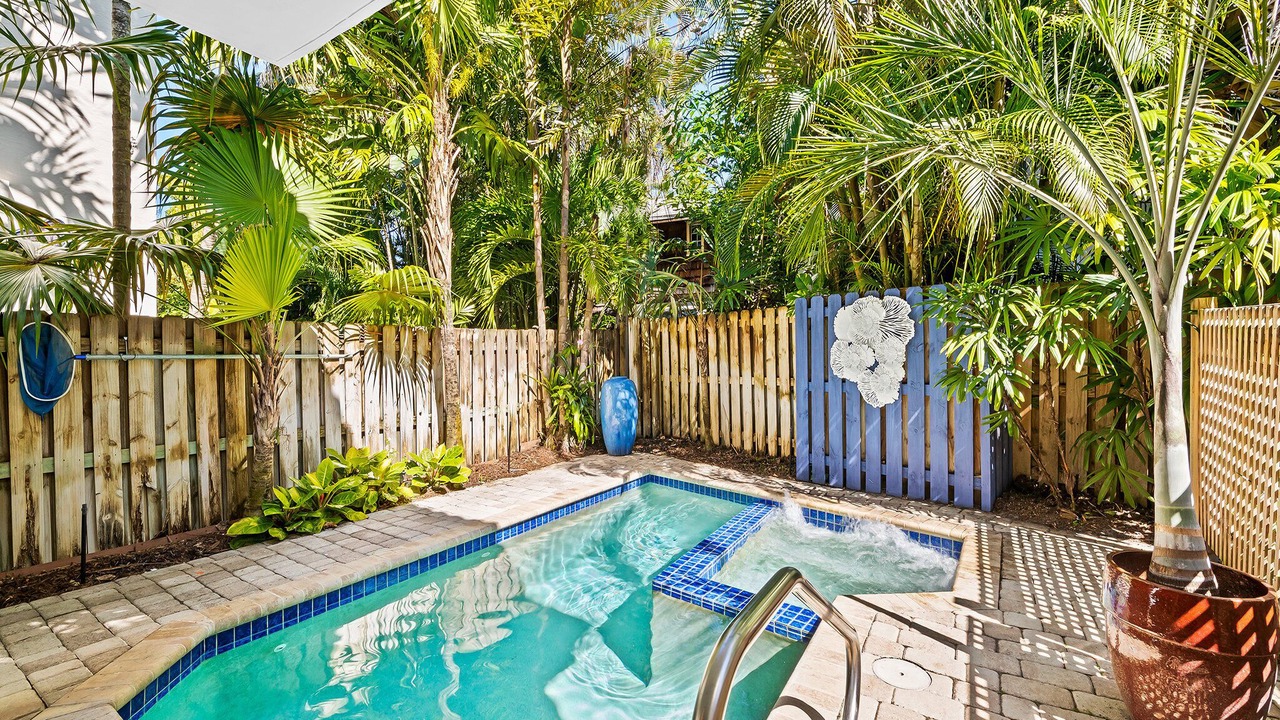 Photo of Outdoor in Hendricks and Venice Isles