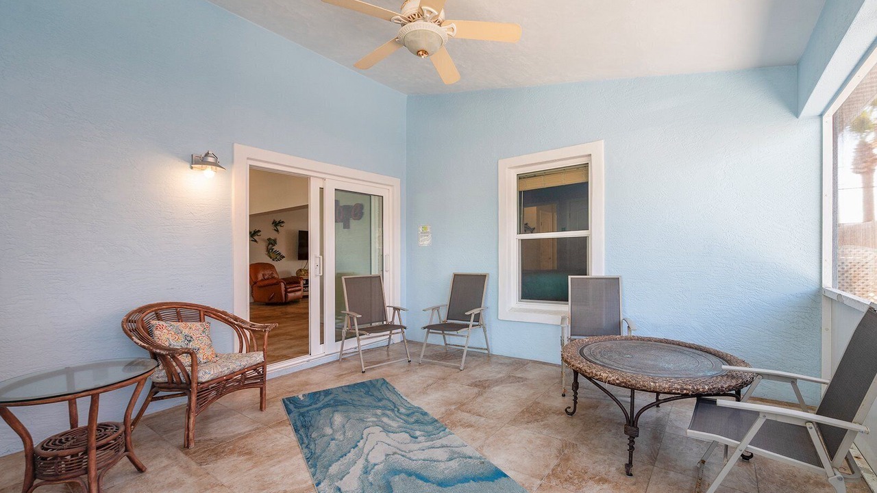 Photo of Patio Balcony in Wilbur-By-The-Sea