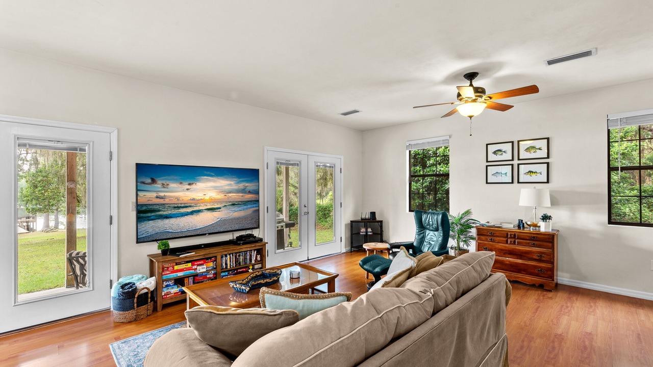 Photo of Livingroom in Hawthorne