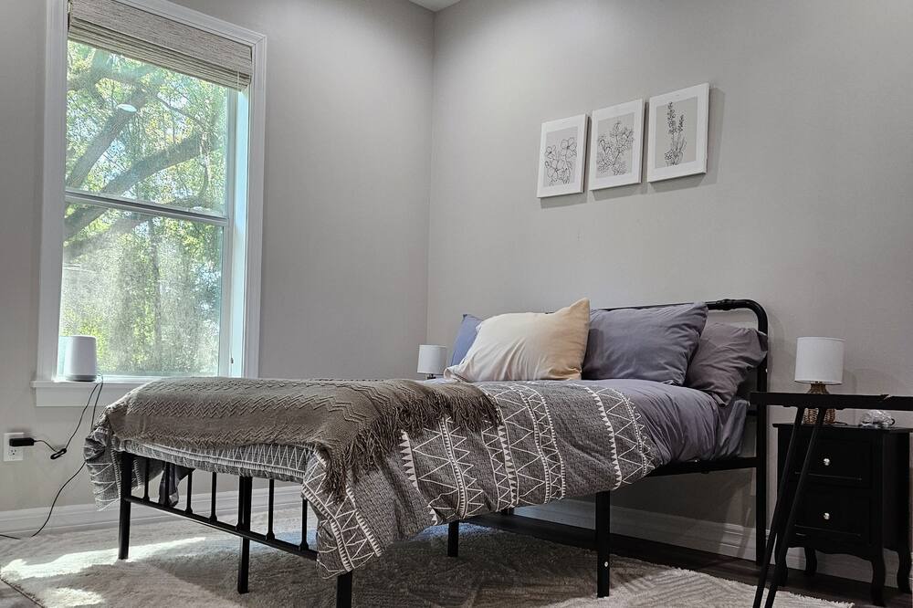 Photo of Bedroom in Fellowship