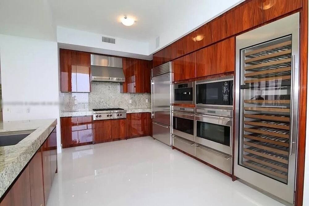 Photo of Kitchen in Surfside