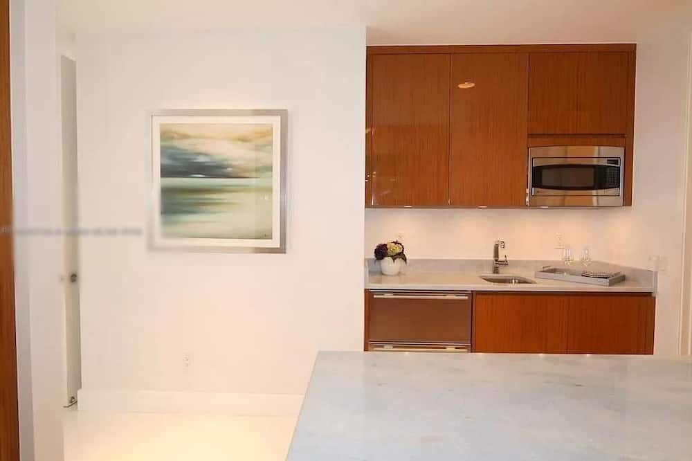 Photo of Kitchen in Surfside