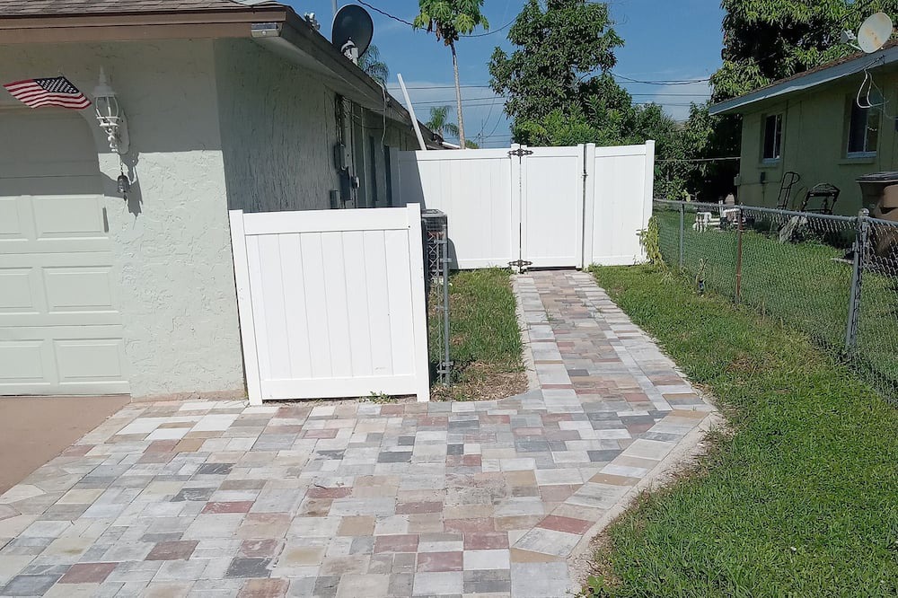 Photo of Outdoor in Caloosahatchee