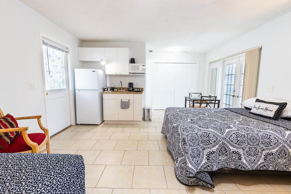 Photo of Bedroom in Caloosahatchee