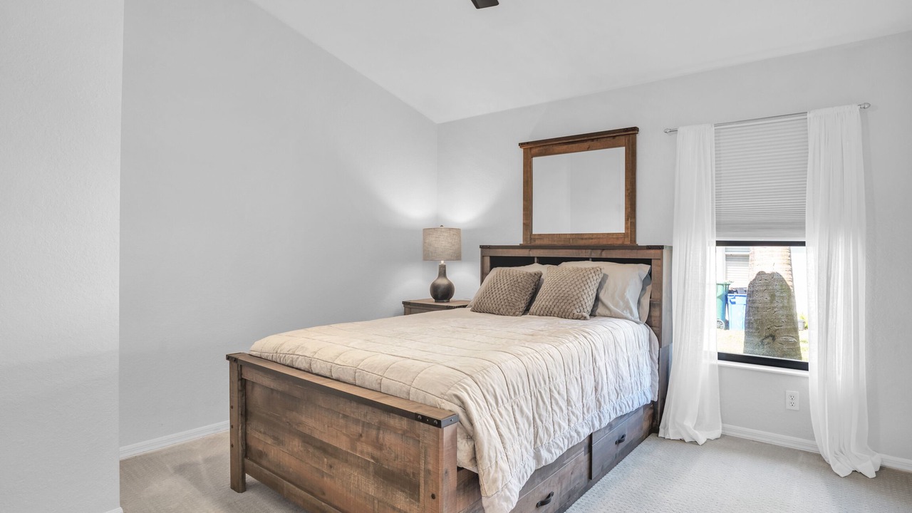 Photo of Bedroom in Willoughby Acres