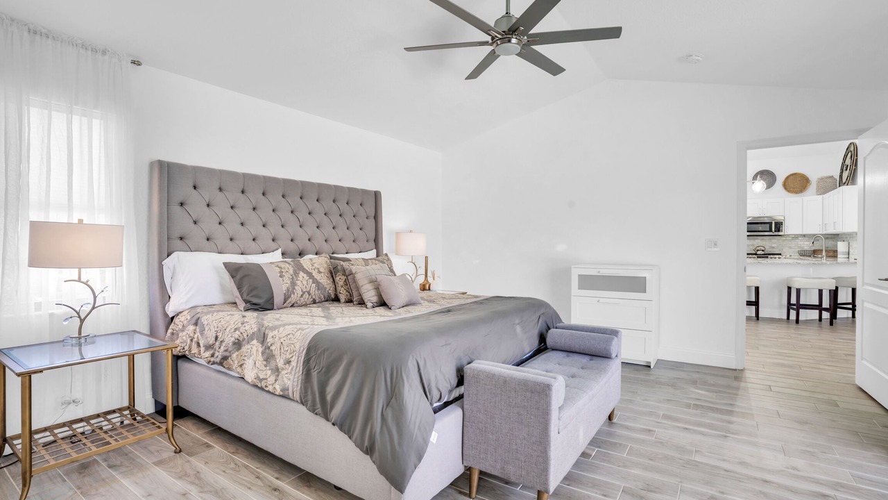 Photo of Bedroom in Willoughby Acres