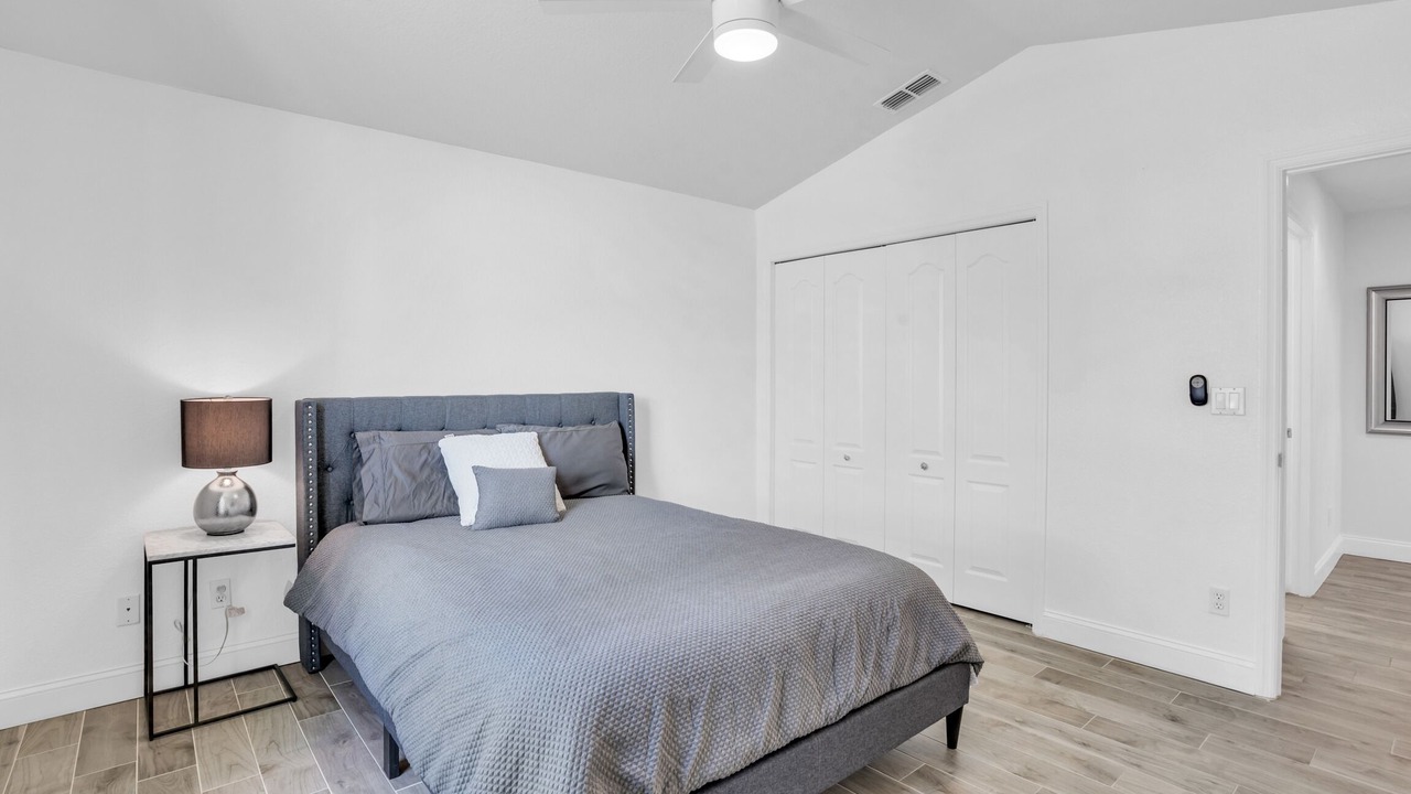 Photo of Bedroom in Willoughby Acres