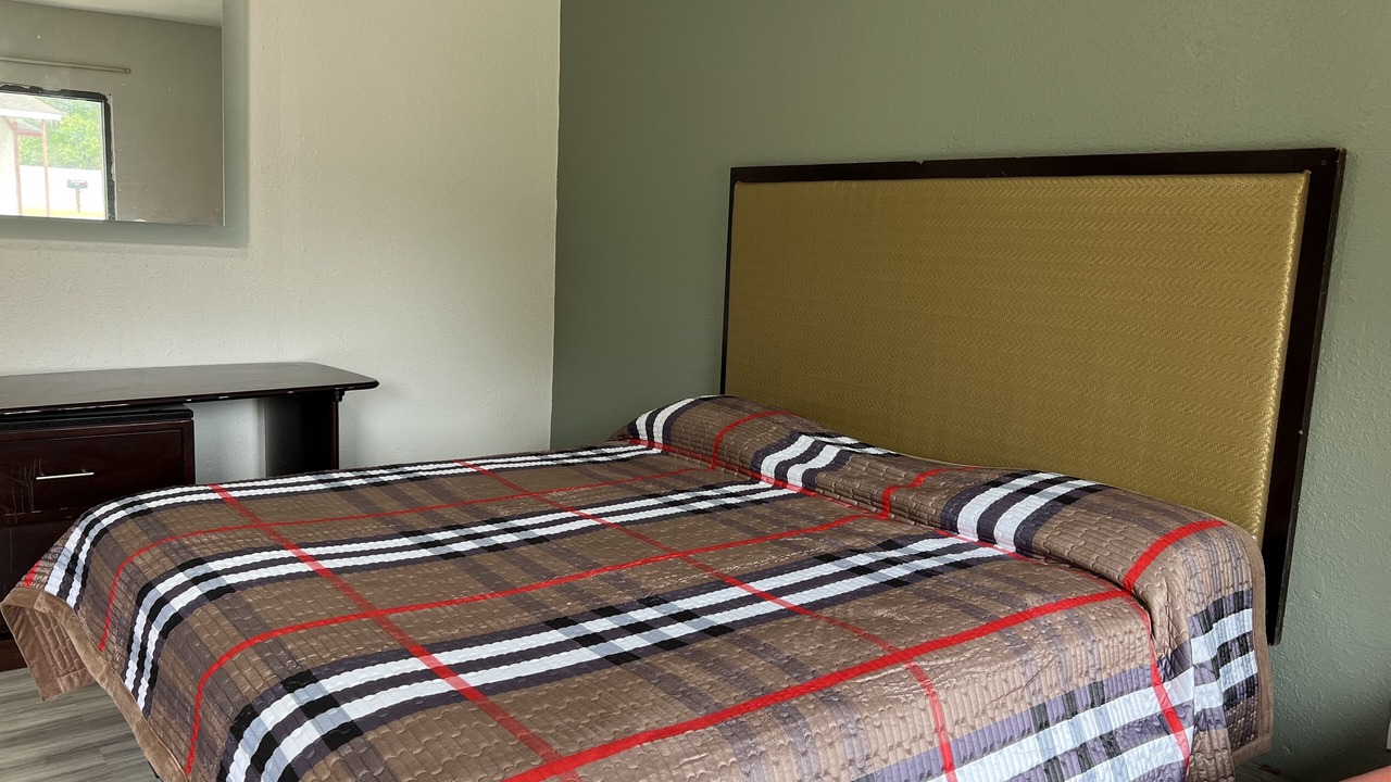 Photo of Bedroom in Quincy