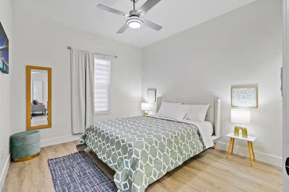 Photo of Bedroom in St. Petersburg - Clearwater
