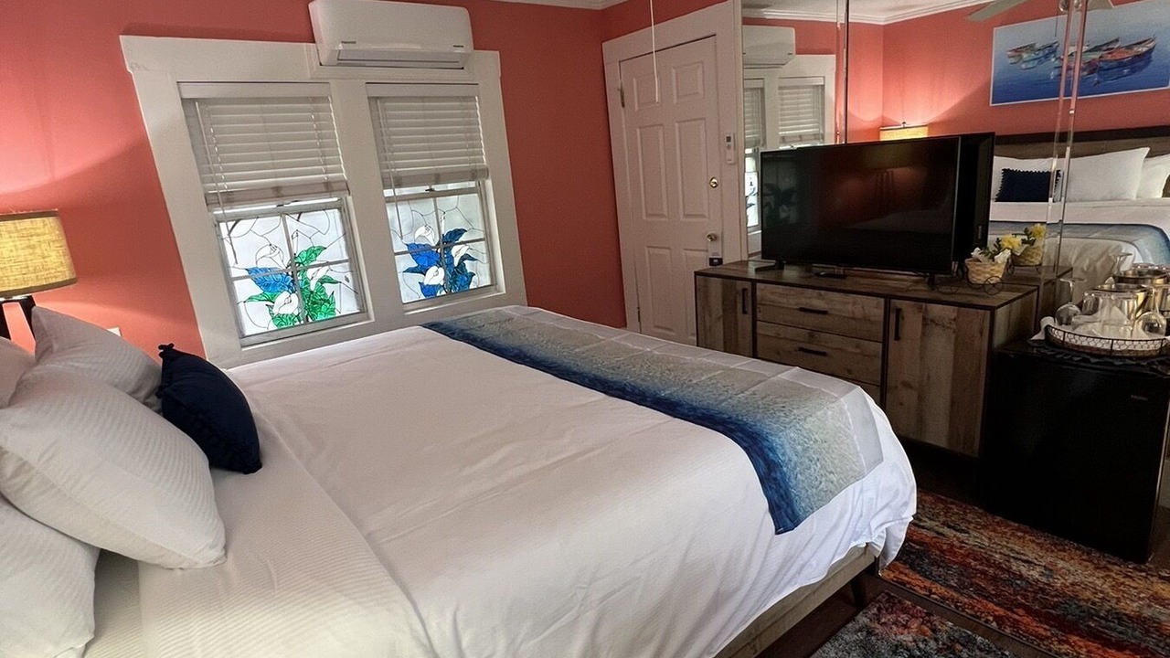 Photo of Bedroom in Historic Old Northeast