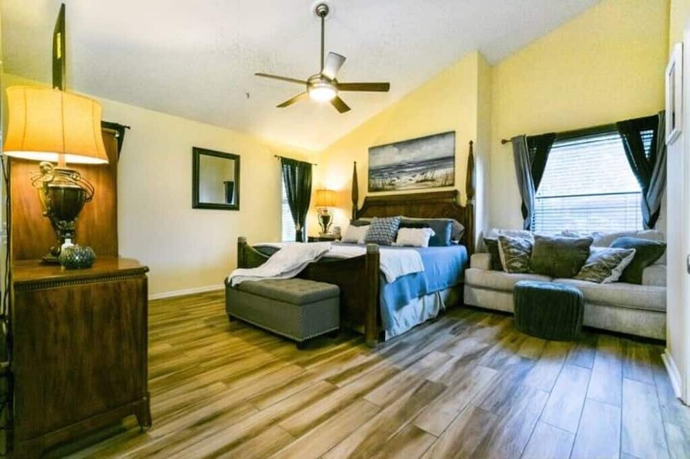 Photo of Bedroom in Arlington