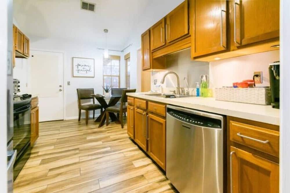 Photo of Kitchen in Arlington