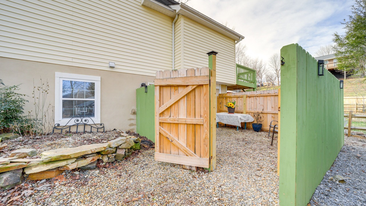 Photo of Outdoor in Clyde