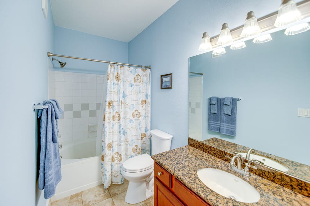 Photo of Bathroom in Gateway