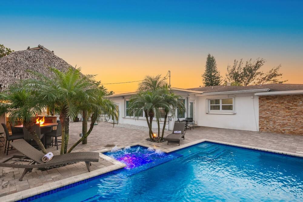 Photo of Outdoor in Lake Clarke Shores