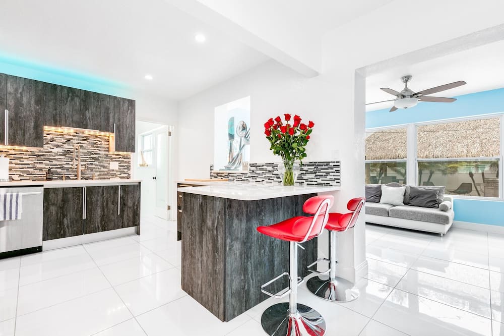 Photo of Kitchen in Lake Clarke Shores