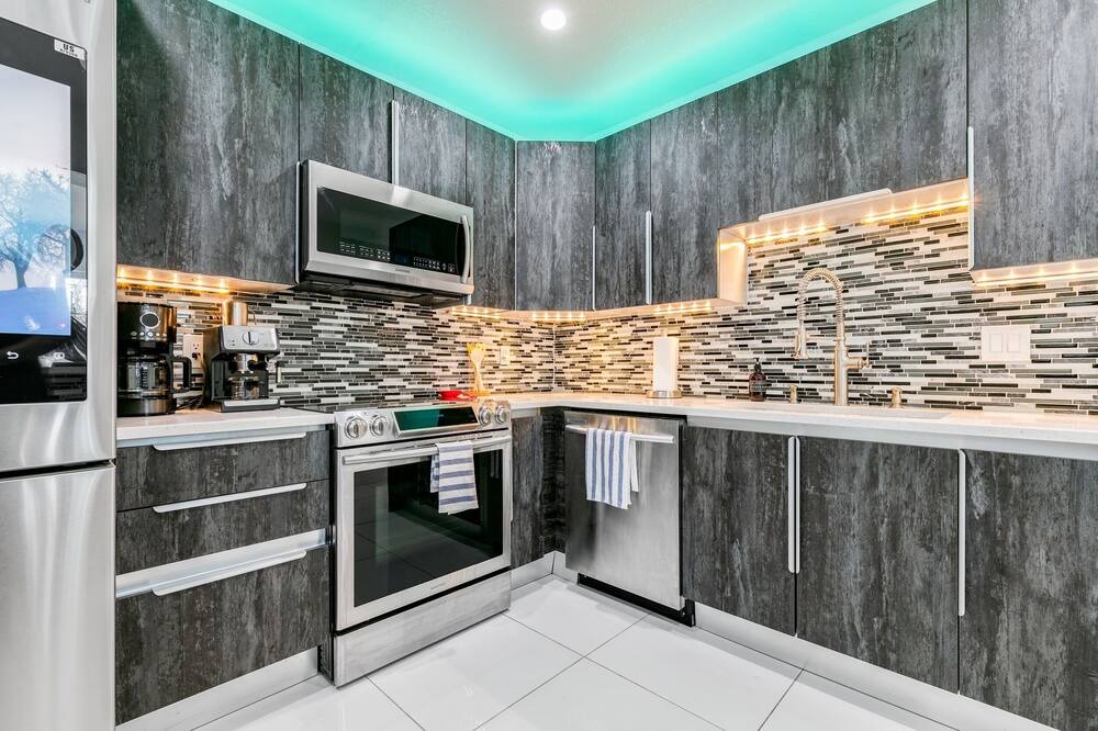 Photo of Kitchen in Lake Clarke Shores