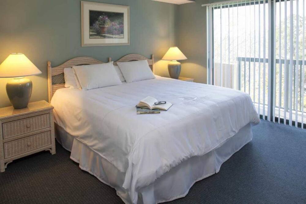 Photo of Bedroom in North Forest Beach