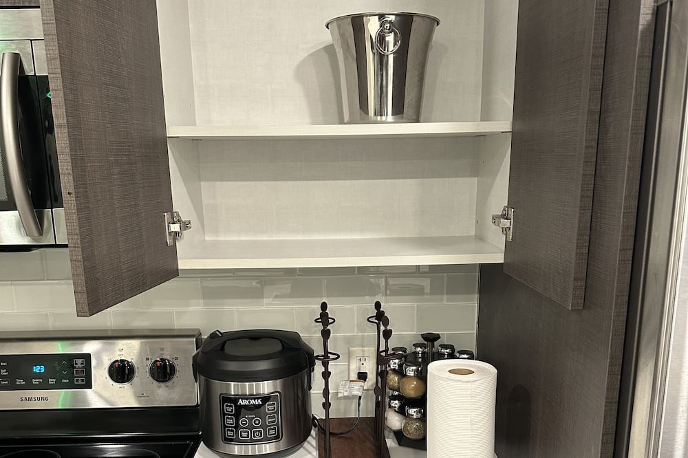 Photo of Kitchen in Garden Isles