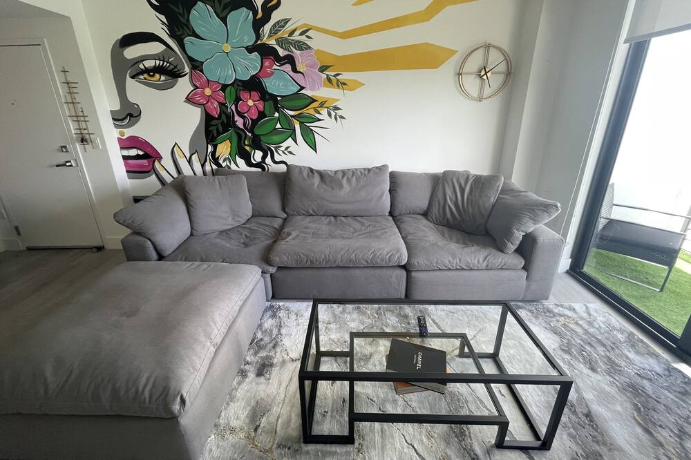 Photo of Livingroom in Garden Isles