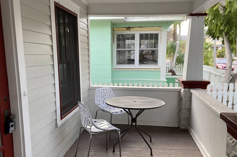 Photo of Patio Balcony in Historic Uptown