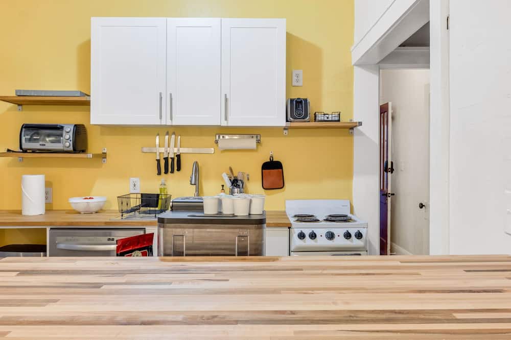 Photo of Kitchen in Historic Uptown