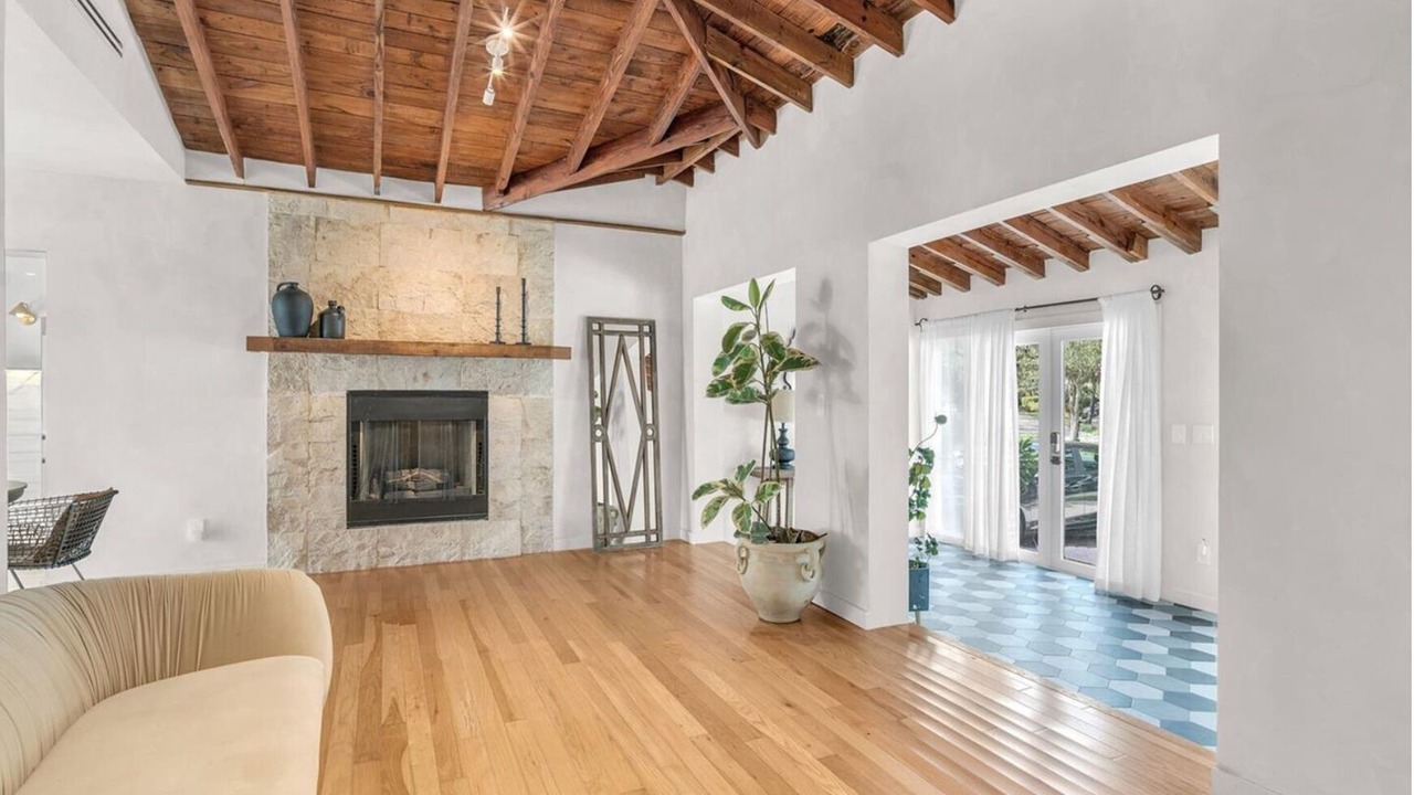 Photo of Livingroom in Tarpon River