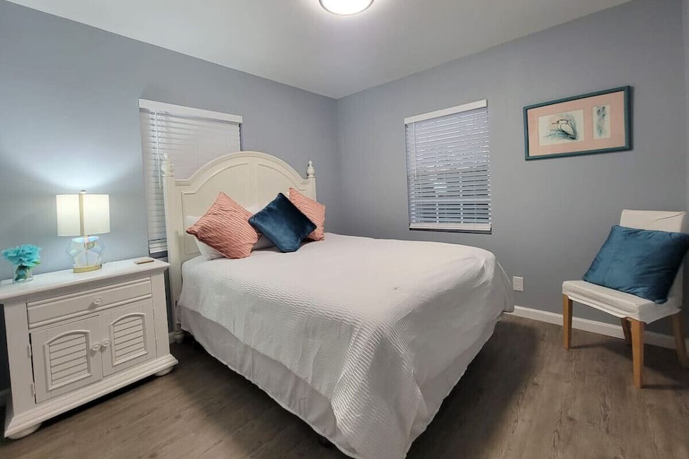 Photo of Bedroom in Parker
