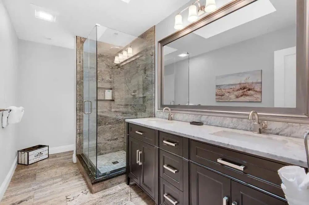 Photo of Bathroom in Sunnyside On The Gulf