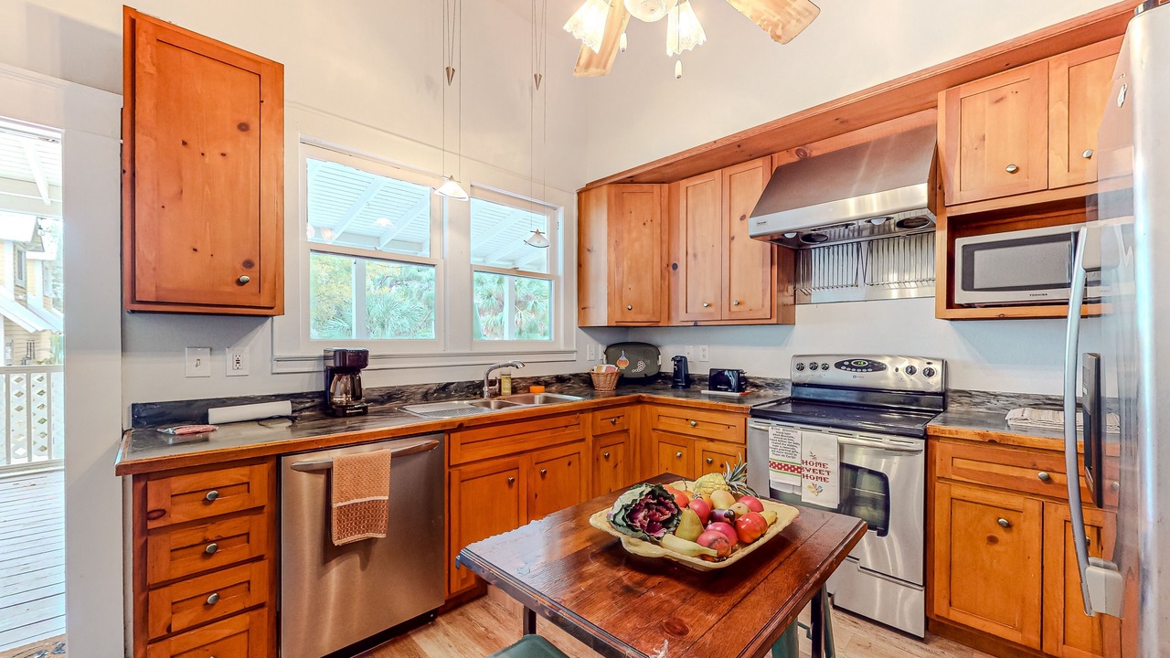 Photo of Kitchen in Arcadia Historic District