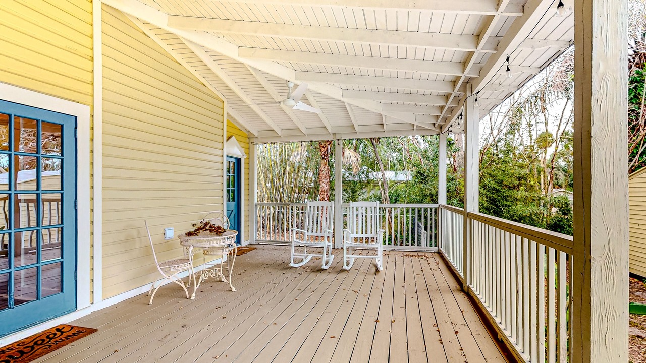 Photo of Patio Balcony in Arcadia Historic District