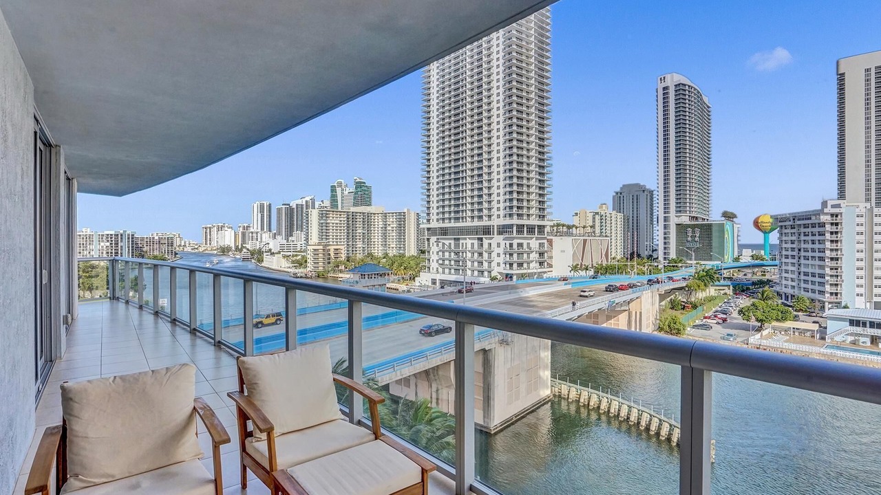 Photo of Patio Balcony in Hallandale Beach
