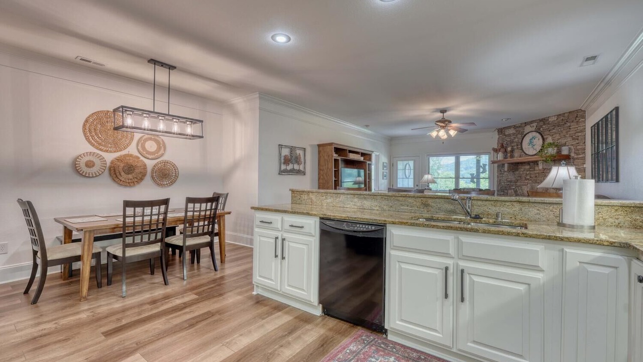 Photo of Kitchen in Young Harris
