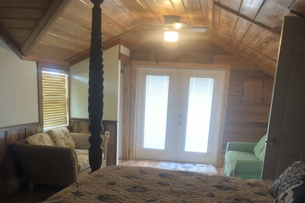 Photo of Bedroom in Eastpoint