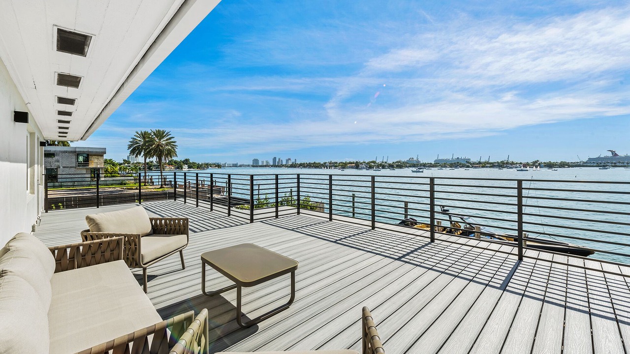 Photo of Patio Balcony in Venetian Islands